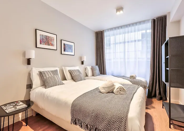 Urbanflat 122 - Urban Fabulous Flat In